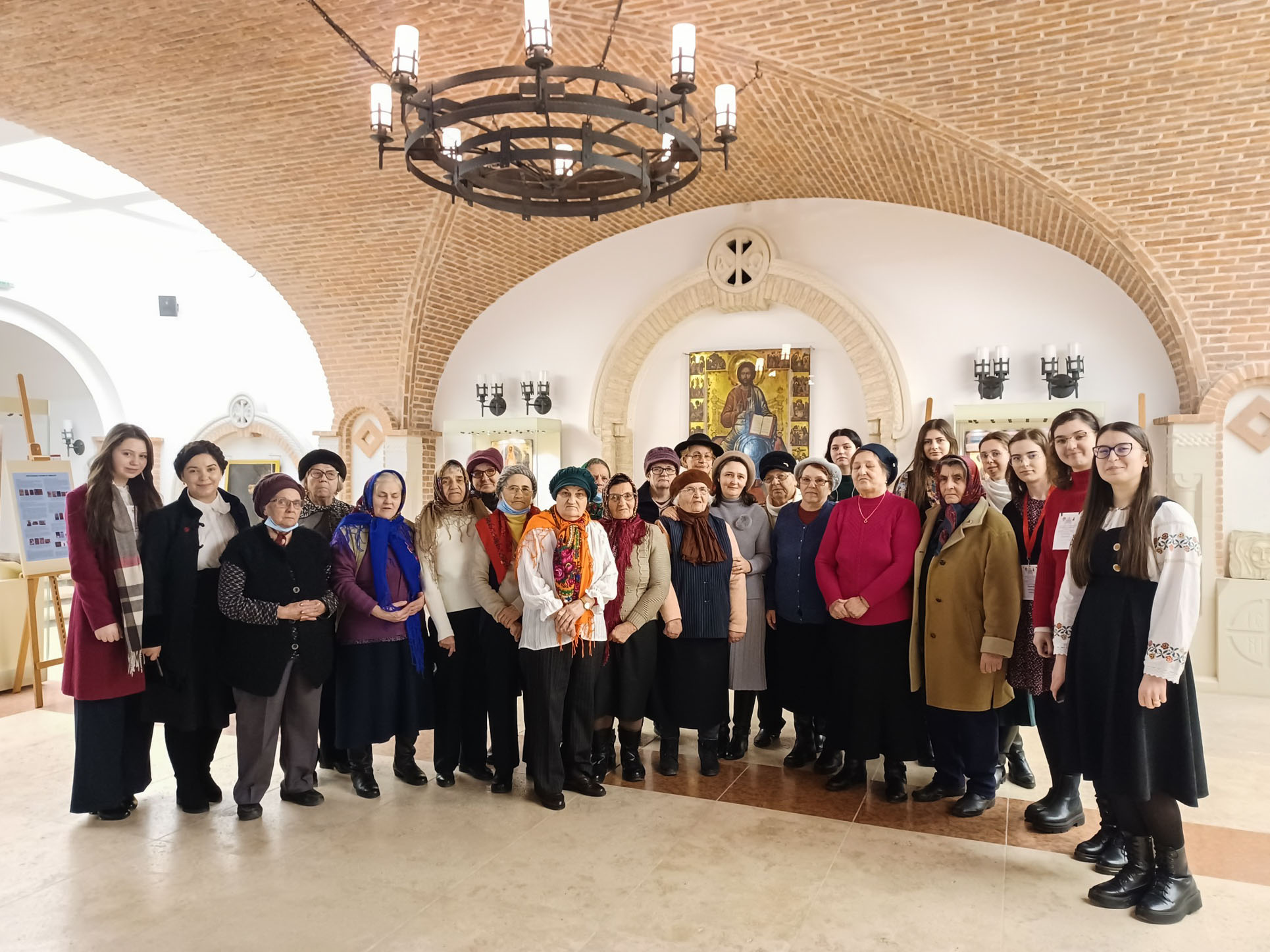 Despre noi | Centrul de Zi pentru vârstnici „Sfântul Ierarh Iosif cel Milostiv”