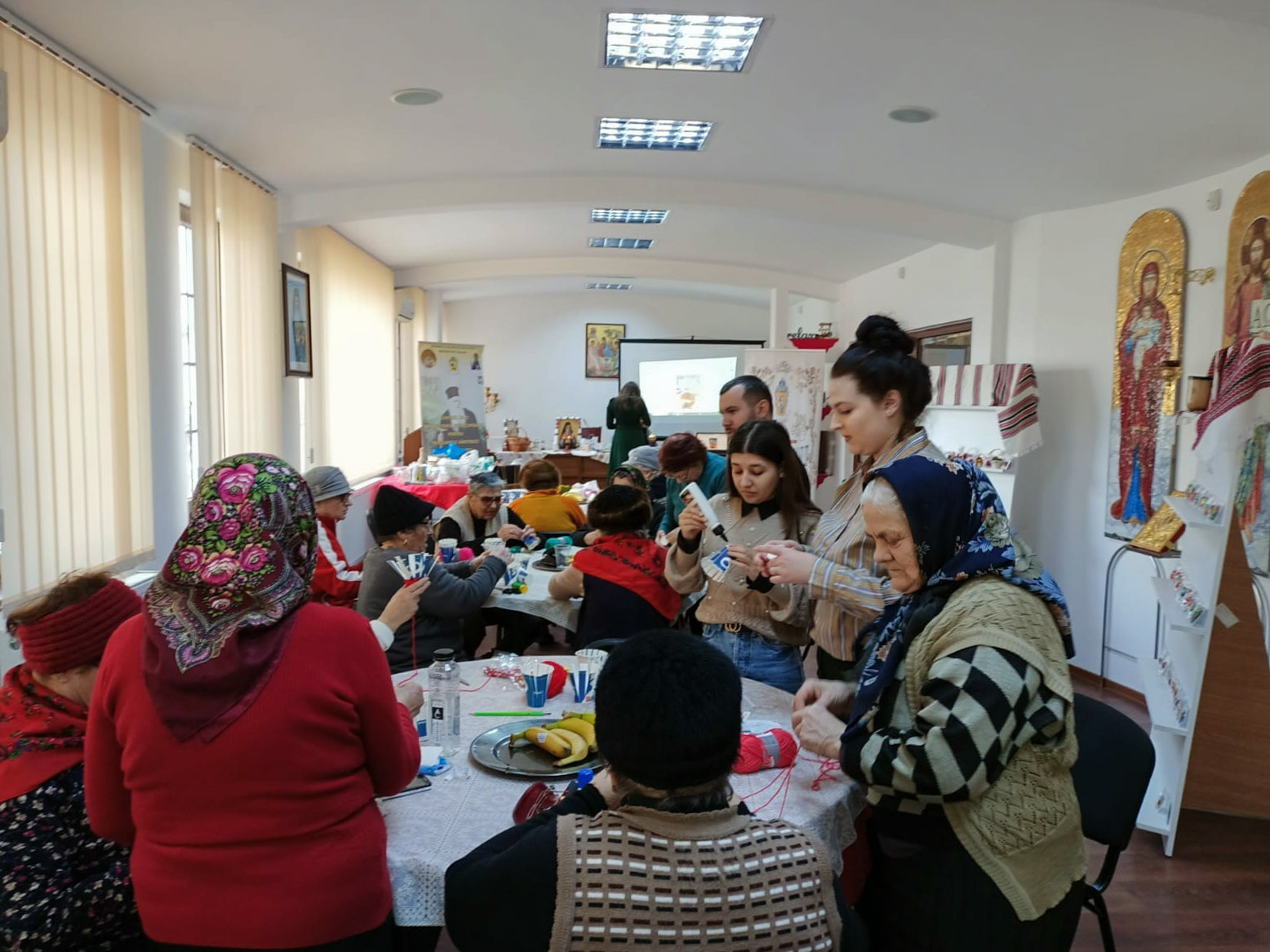 Servicii | Centrul de Zi pentru vârstnici „Sfântul Ierarh Iosif cel Milostiv”